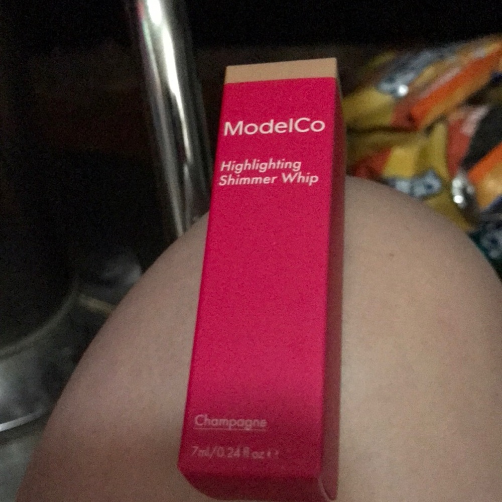 Modelco  Highlighting Shimmer Whip. New/Never opened